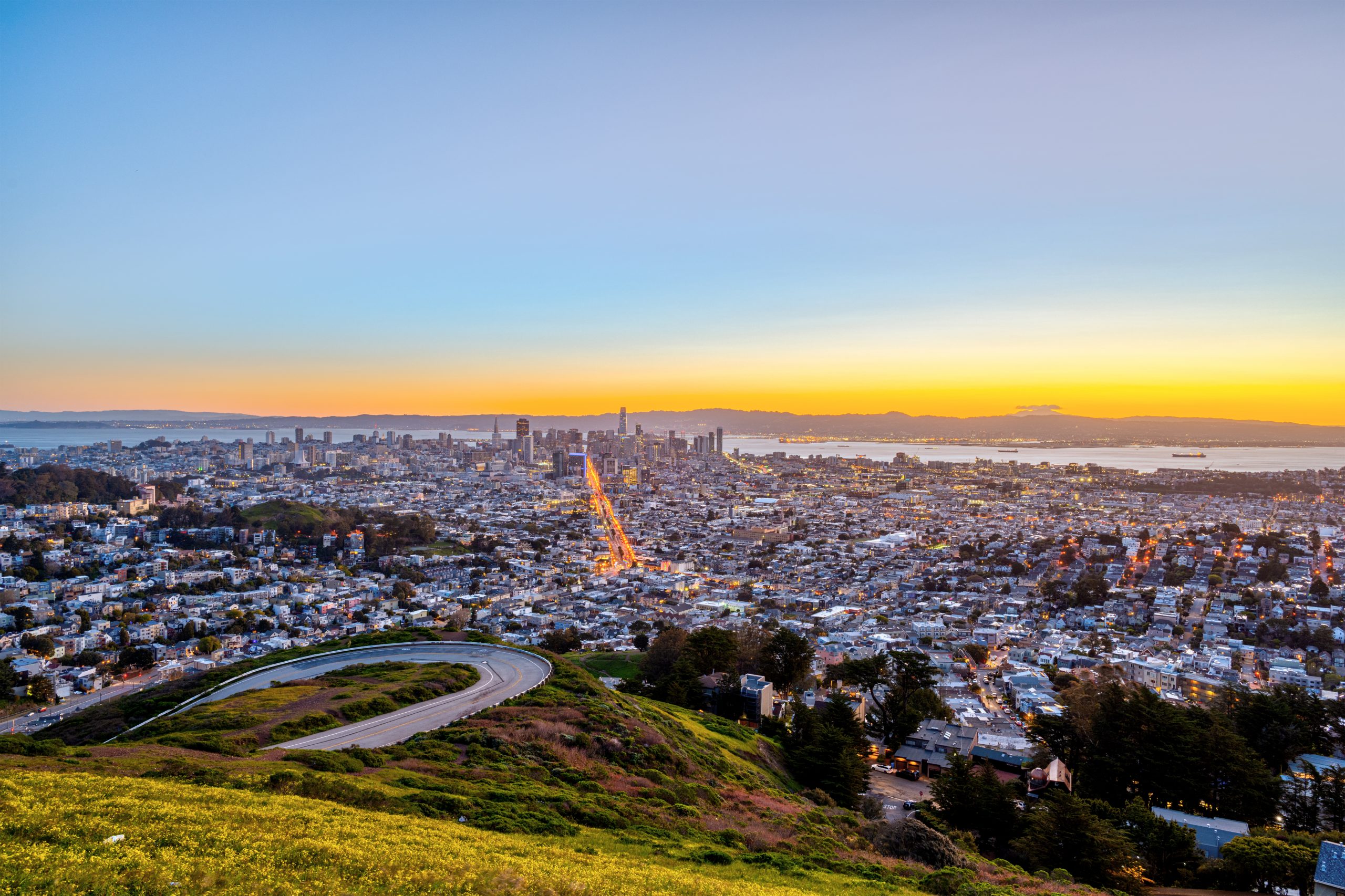 san-francisco-with-the-downtown-skyline-2026-03-19-22-46-51-utc